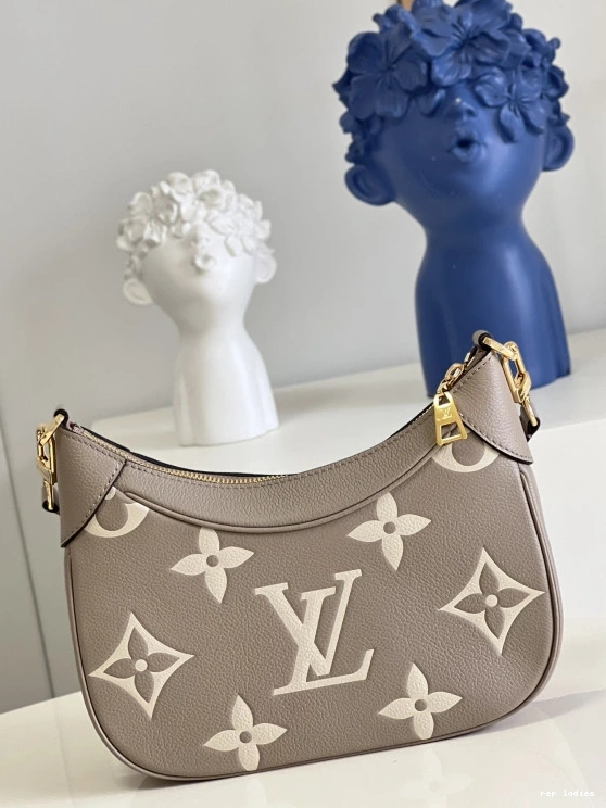 Cheap LOUIS BAGATELLE VUITTON 0823